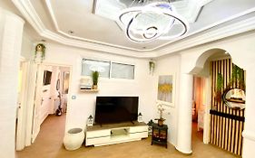 Appartement Louis XIV Avec Hammam Sauna Jaccuzi Privatise Totalement Gratuit Sans Supplement !